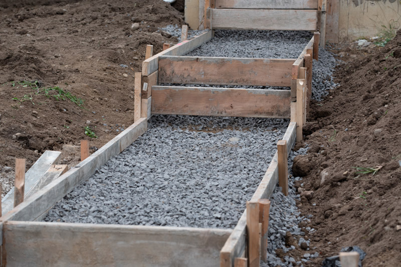 shutterstock_1701689065 concrete entry steps