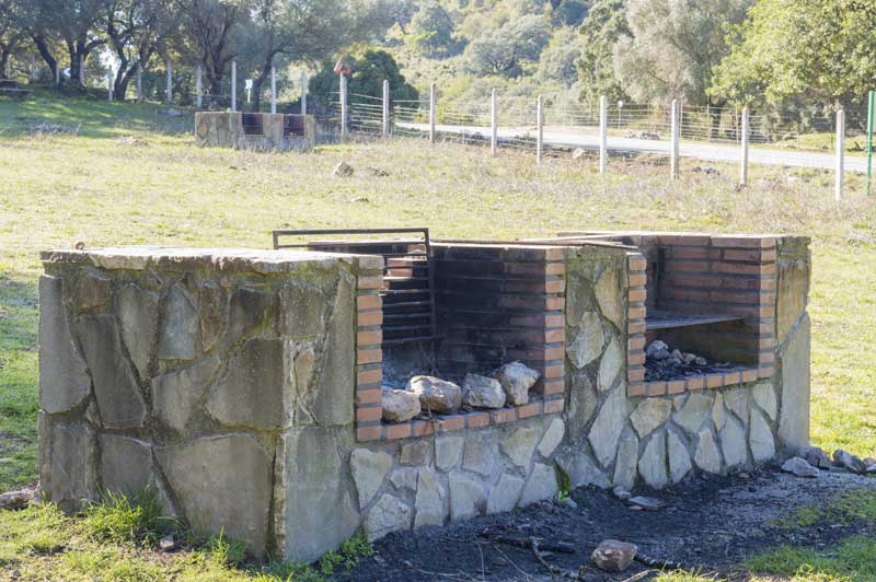 grill island construction