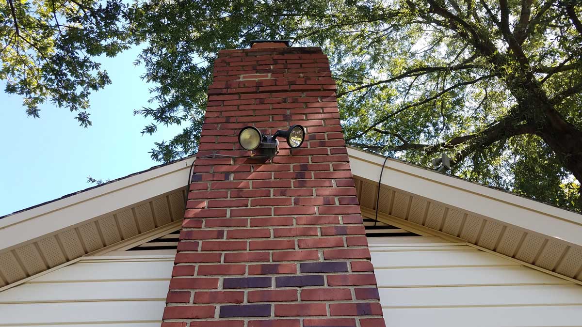 shutterstock_1701689065 historic chimney restoration