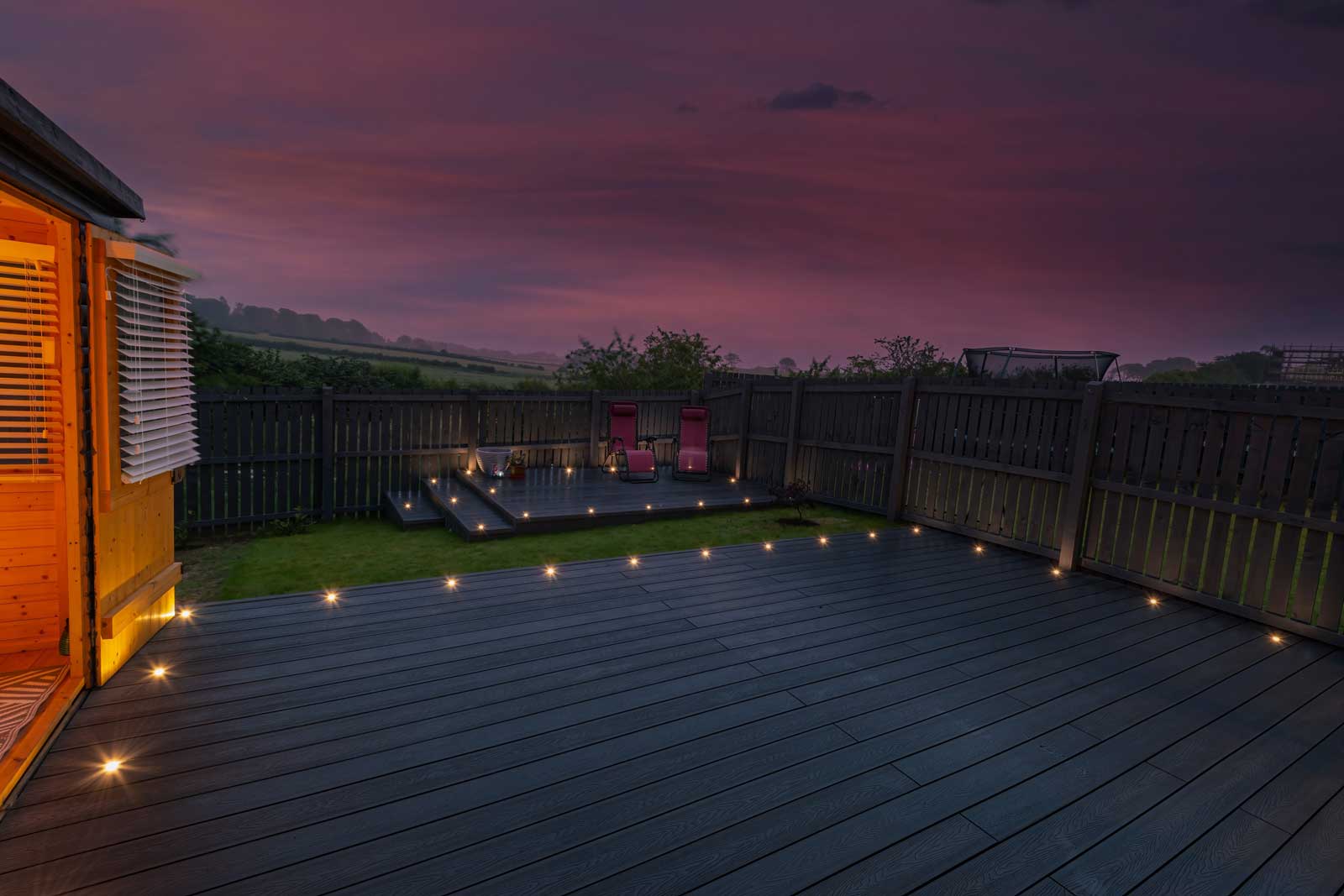 shutterstock_1701689065 patio lighting contractors