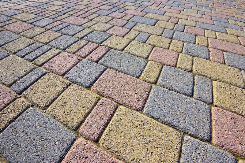 shutterstock_1701689065 permeable driveway installation